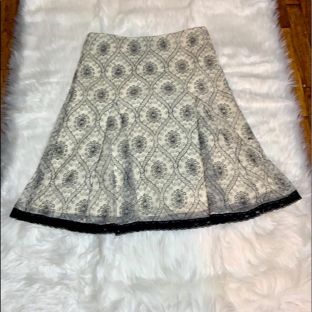 RQT Sheer Lace Print Skirt White and Black Size M